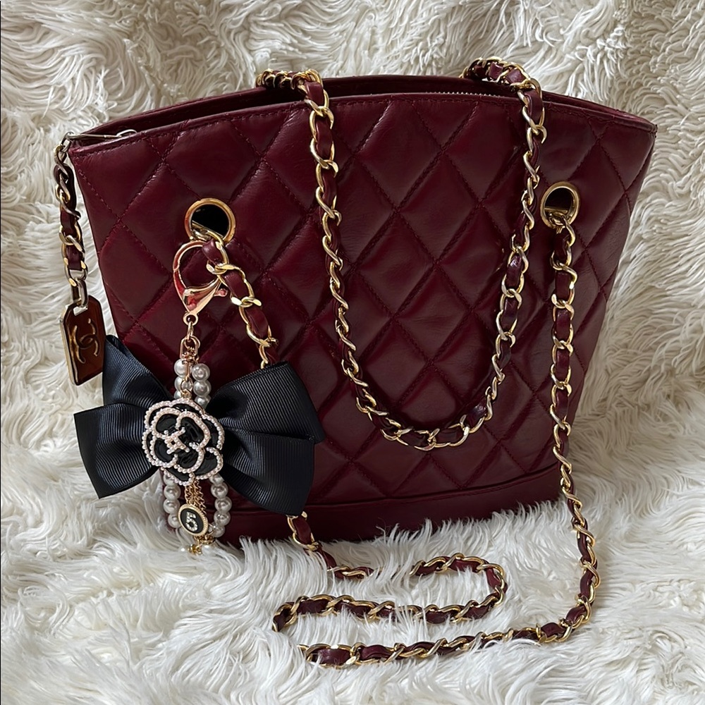 Authentic CHANEL Quilted Burgundy Shoulder Chain Bag Handbag 24k Gold Hardware